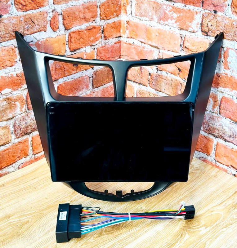 Hyundai Accent 2011-2016 черный